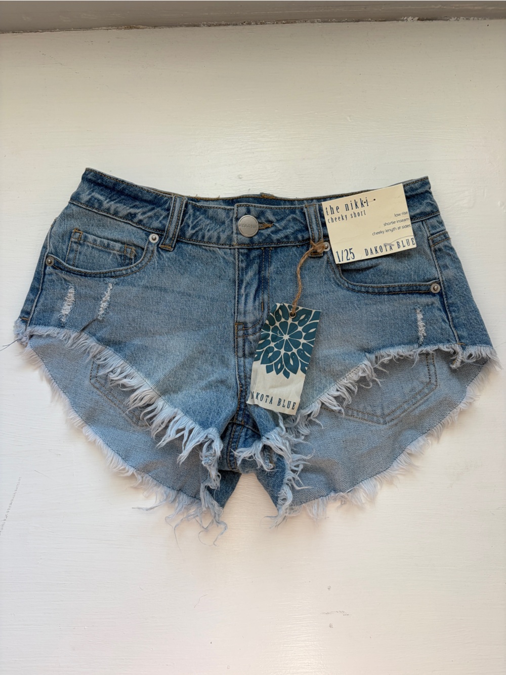 Dakota Blue 'The Nikki' Frayed Hem Light Blue Denim Shorts